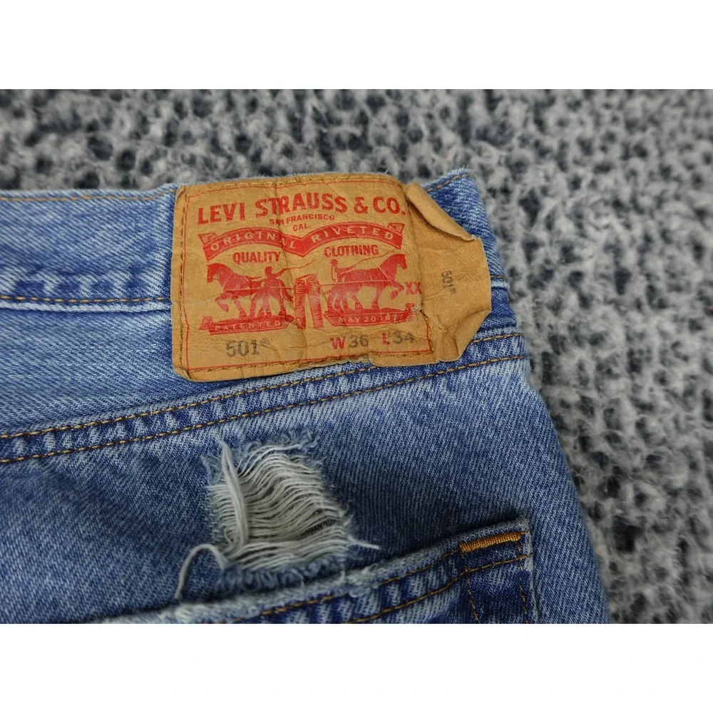 Levi's 501 Original Fit Jeans Mens 36x34 Light Wash Distressed Ripped 00501-3032